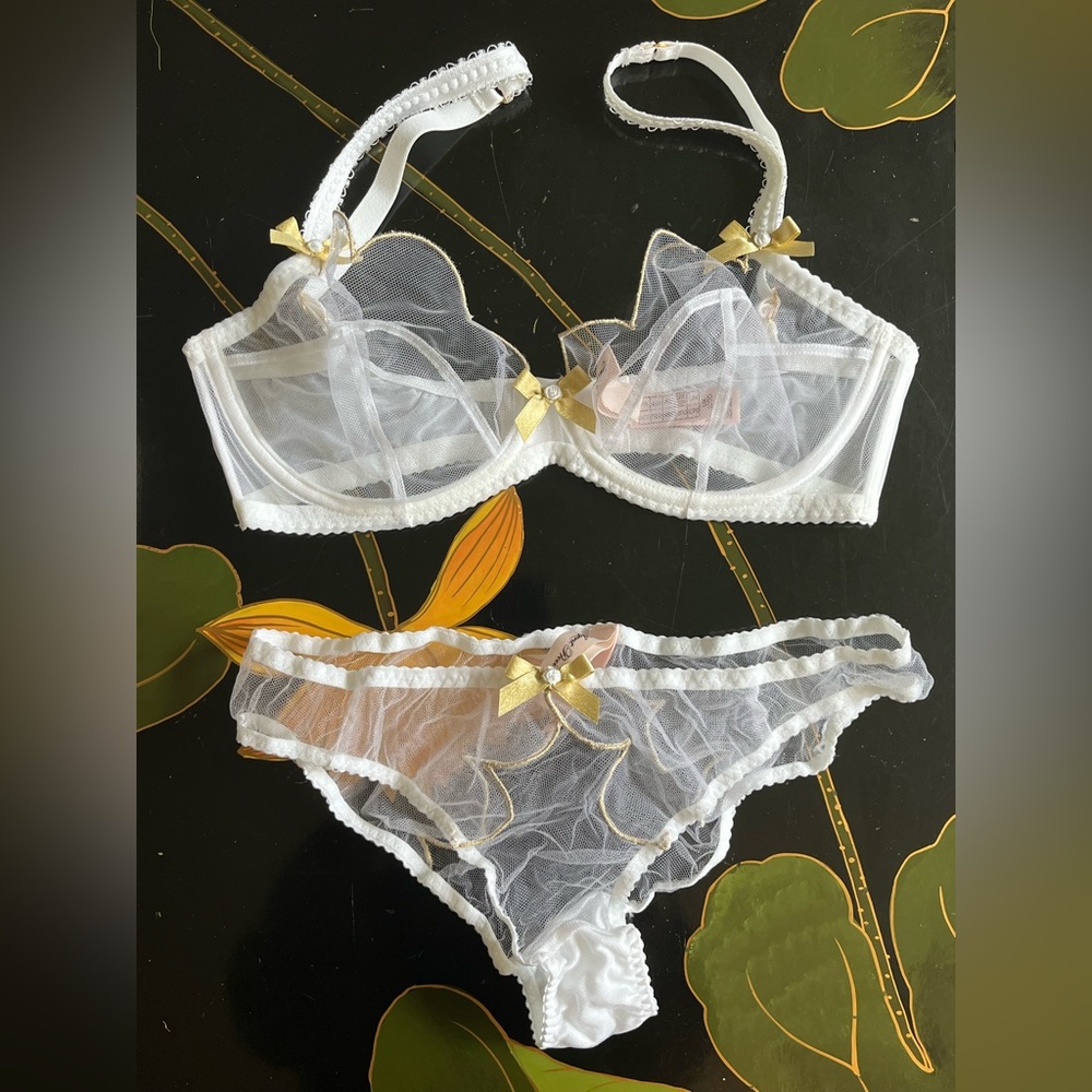 Brand new Agent Provocateur Set